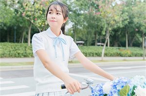 上海新茶网：### Innovation-driven： The Direction of Shanghai's Future Industrial Development